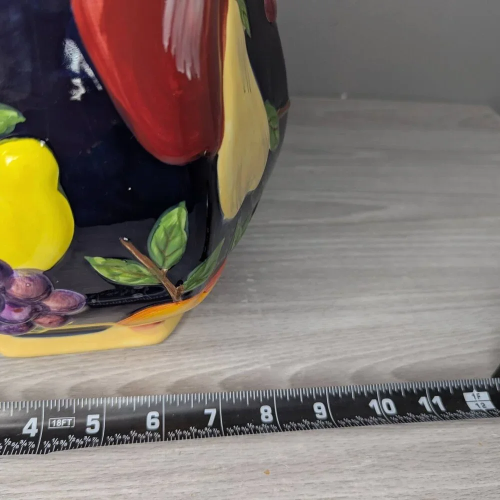 Nonni's Biscotti Hand Painted Ceramic Jar w/Sealed Fitted Lid 11